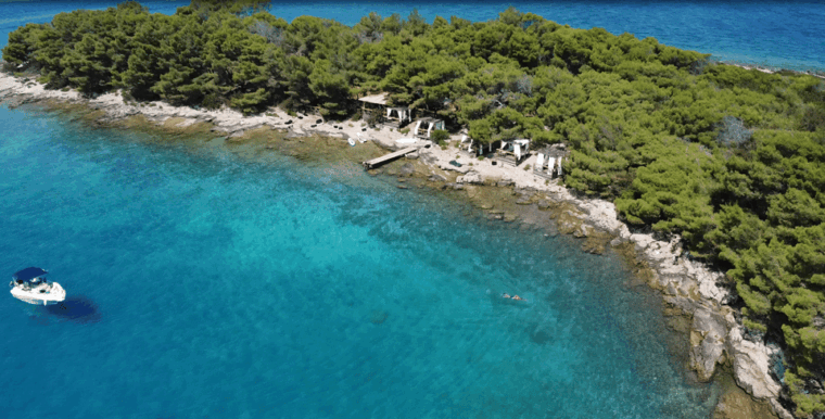 speedboat-to-3-islands-hvar-brac-zecevo-with-watersports