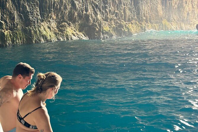 speedboat-tour-to-sazan-island-haxhi-ali-cave-and-marine-park