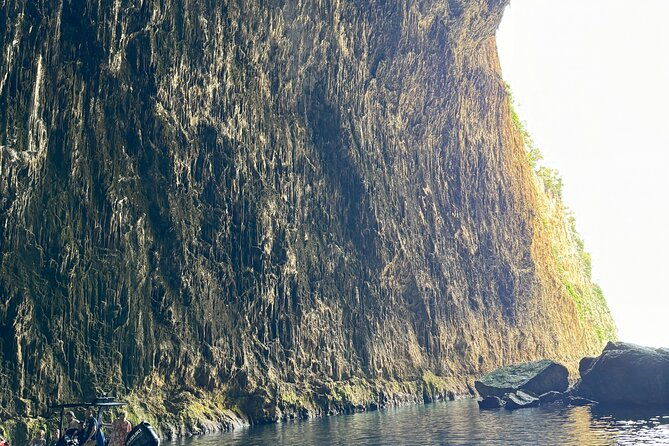 speedboat-tour-to-sazan-island-haxhi-ali-cave-and-marine-park