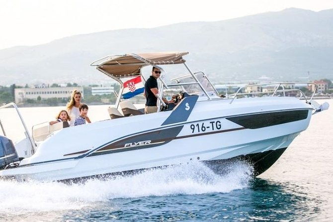 speedboat-transfer-from-hvar-town-water-taxi-transfer-to-airport-split