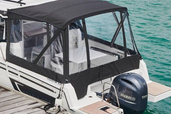 speedboat-transfer-from-hvar-town-water-taxi-transfer-to-airport-split
