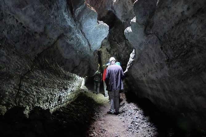 speleology-tour-in-cueva-de-las-palomas-in-la-palma-2