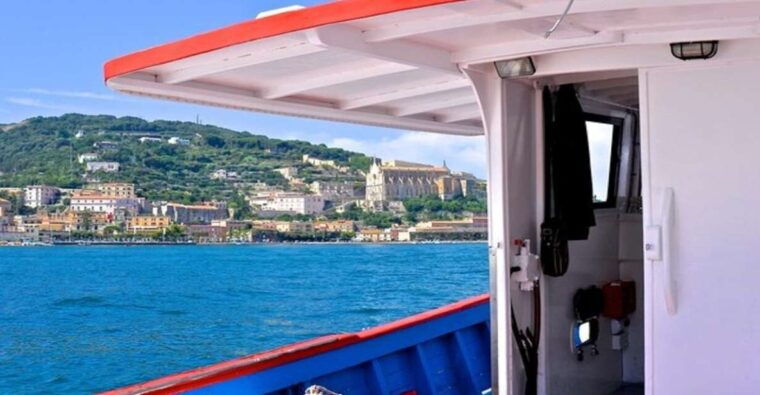 sperlonga-private-boat-tour-to-gaeta-with-pizza-and-drinks