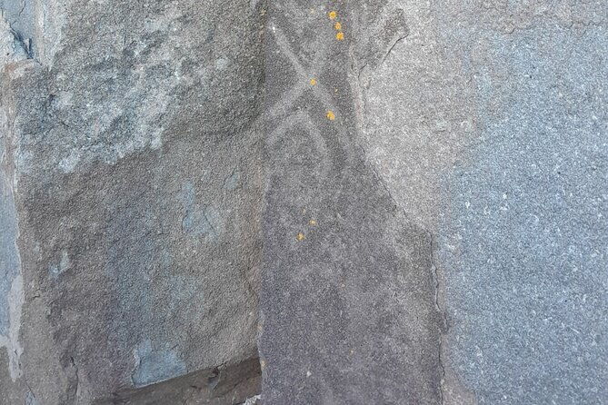 sphinx-trail-natural-pools-and-rock-inscriptions