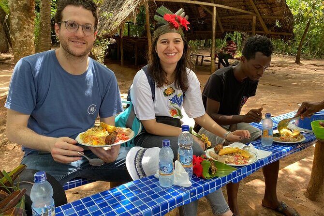 Spice tour and cooking class (local food) - Key Points