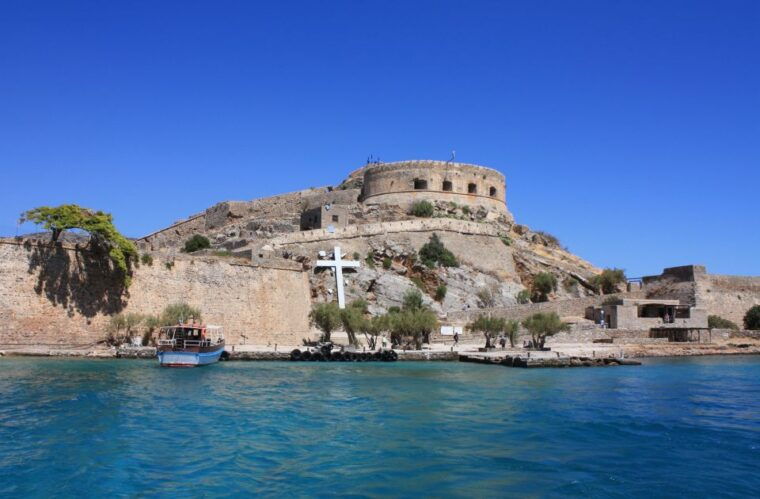 spinalonga-island-guided-day-trip-with-tavern-lunch-wine