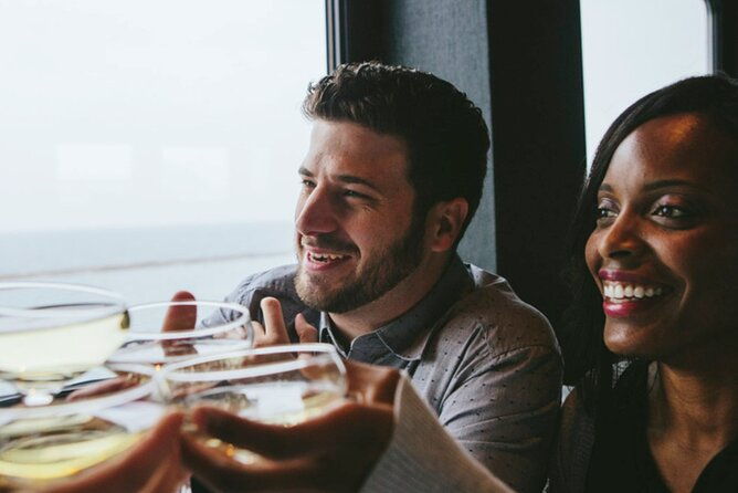 spirit-of-philadelphia-signature-dinner-cruise-with-buffet