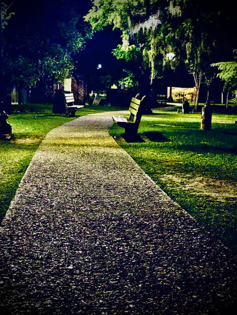 spirit-xperience-paranormal-walking-ghost-tour-in-savannah