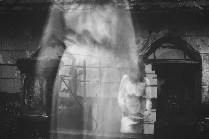 spirits-of-seville-pensacolas-haunted-history-tour-with-meal