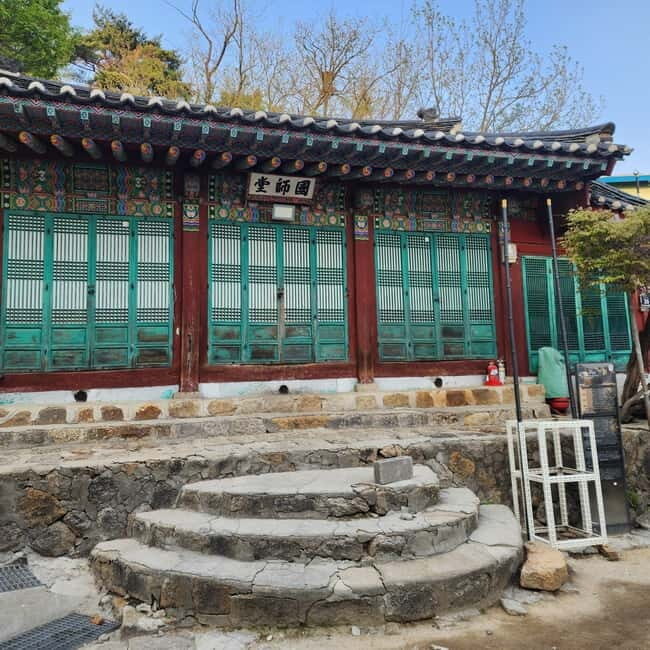 Spiritual Adventure : Into Inwangsan and Korean Shamanism - Key Points