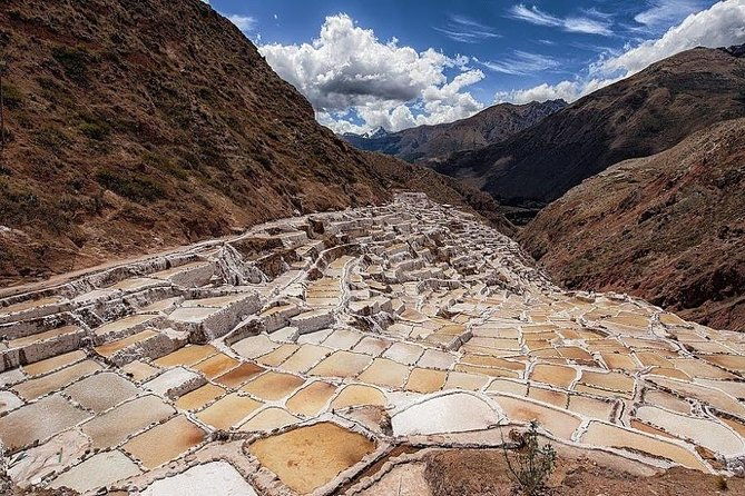 spiritual-retreats-maras-salt-mines-moray-and-chinchero