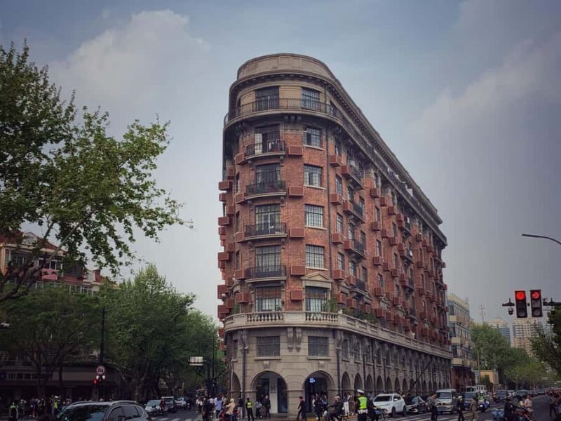 Spiritual Shanghai: Longhua Temple Tour with Food Tasting - The Experience: A Detailed Breakdown