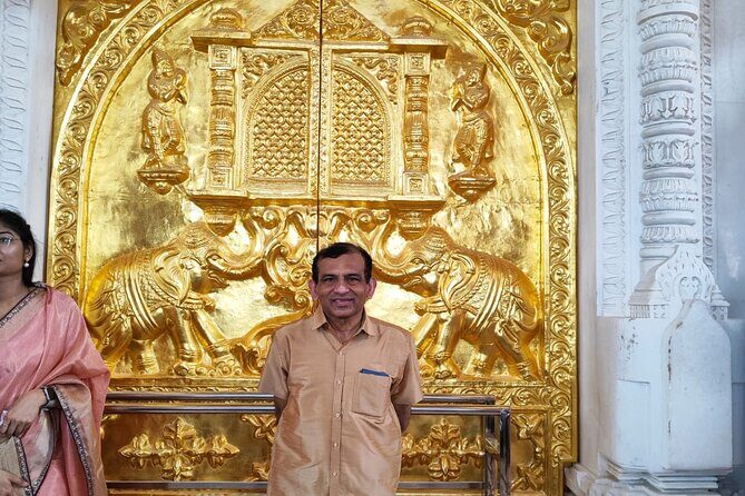 Spiritual Sojourn: Lucknow to Ayodhya Day Tour - Key Points