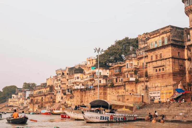 Spiritual Varanasi Day Tour with Ganges Aarti and Boat Ride - Why This Tour Might Be Perfect for You