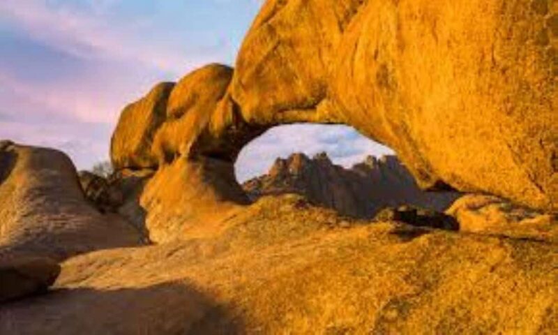 Spitzkoppe & Desert Magic: Arches, Art & Sunset Views - Introduction: Why This Tour Captures Namibia’s Essence