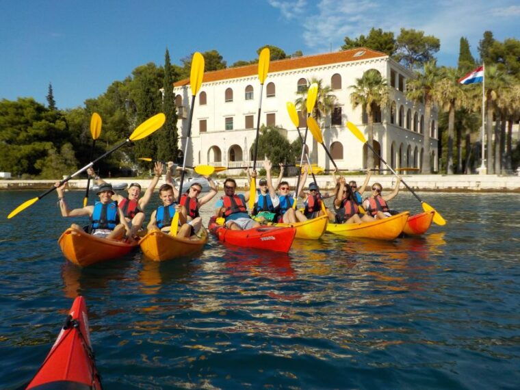 split-4-hour-guided-sea-kayak-tour