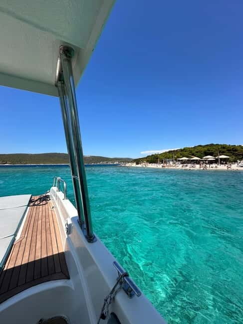 Split: 5 Islands Full-Day Tour to Blue Cave, Vis & Hvar - The Experience: Comfort, Flexibility, and Authenticity