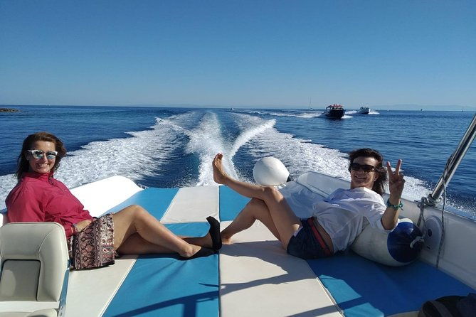 split-airport-to-hvar-by-private-boat-for-12