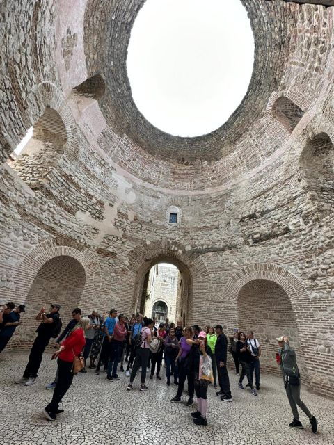 split-and-diocletians-palace-walking-tour-with-a-local-guid