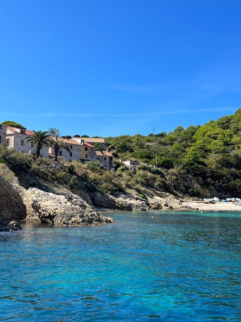 split-blue-cave-5-island-tour-with-hvar-vis-full-day-trip
