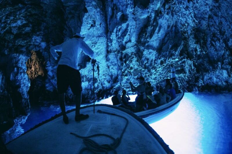 split-blue-cave-5-islands-snorkeling-speedboat-tour