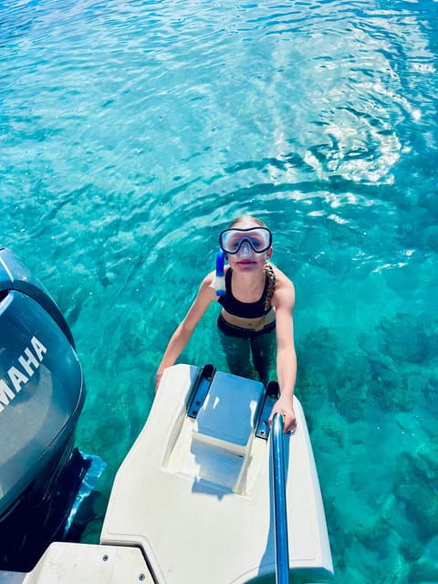 split-blue-lagoon-3-island-cruise-with-wine-snorkeling