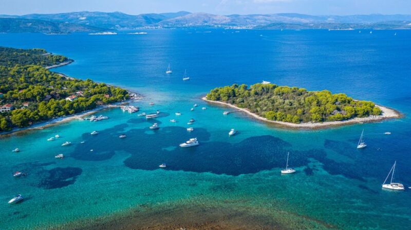 split-blue-lagoon-and-solta-boat-tour-with-lunch-and-drinks