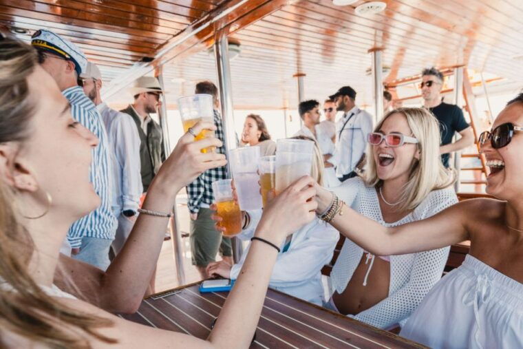 split-blue-lagoon-boat-party-with-slide-dj-and-after-party