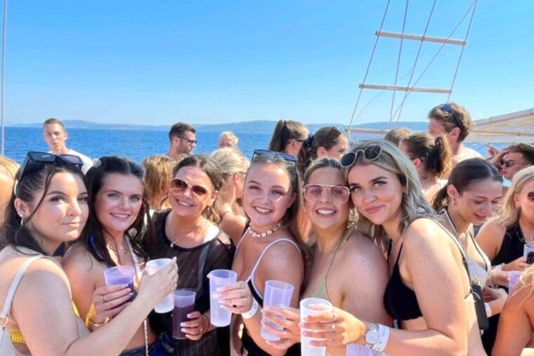 split-blue-lagoon-boat-party-with-slide-dj-and-after-party