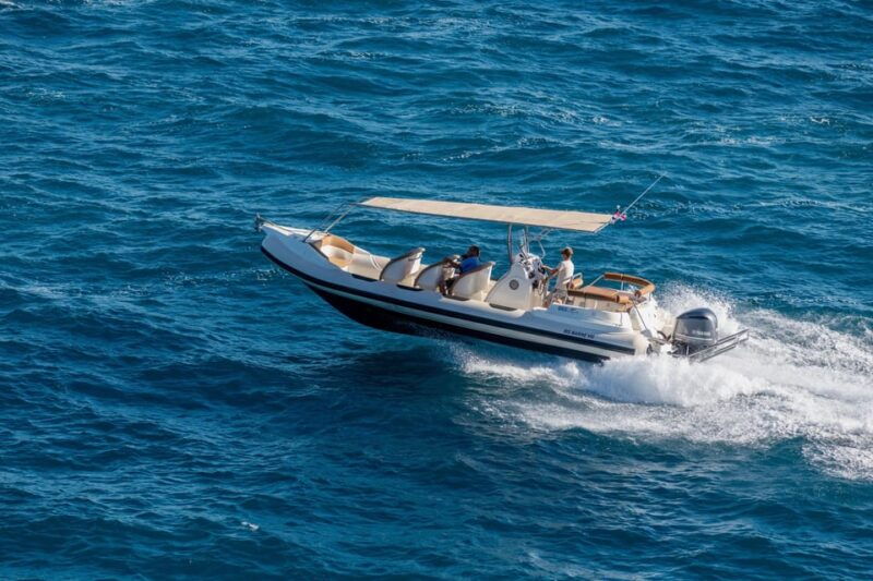 split-blue-lagoon-solta-shipwreck-maslinca-private-tour