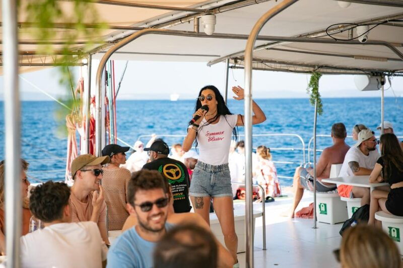 split-blue-lagoon-trogir-boat-tour-with-lunch-and-drinks