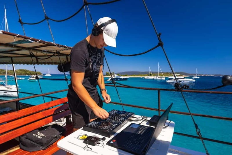 Split: Blue Lagoon Underwater Museum Tour w/Lunch & Drinks - Who Is This Tour Best For?