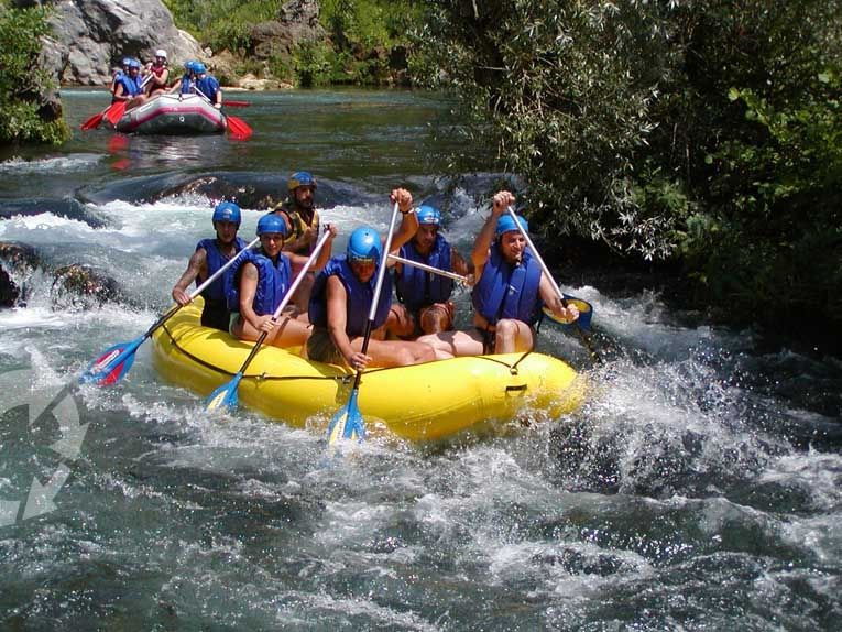 split-cetina-river-rafting-tour-with-instructor