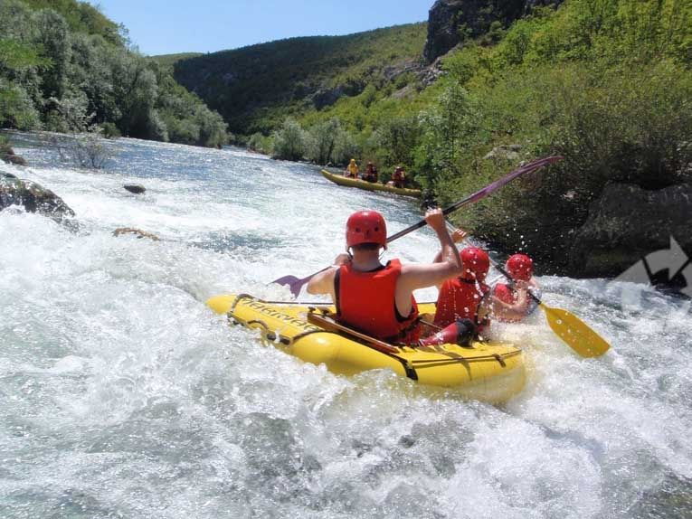 split-cetina-river-rafting-tour-with-instructor