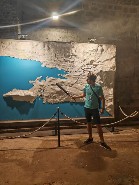 split-city-walking-tour-w-game-of-thrones-locations