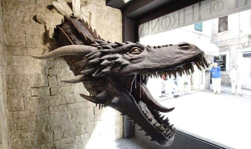 split-city-walking-tour-w-game-of-thrones-locations