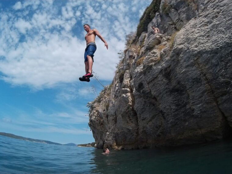 split-cliff-jumping-deep-water-solo-tour