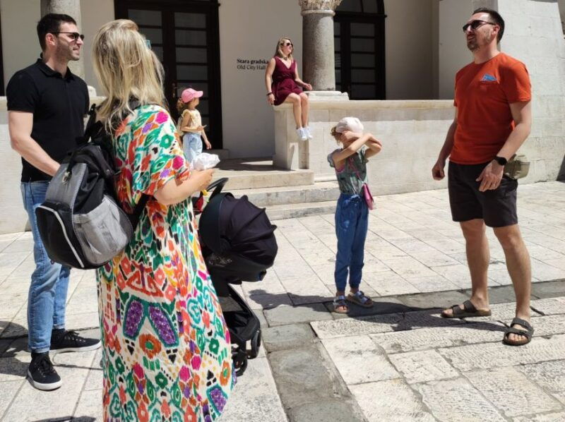 split-cultural-walking-tour-with-anthropologist-guide
