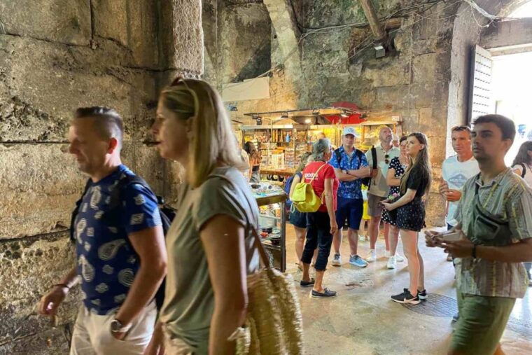 split-diocletians-palace-old-town-guided-walking-tour