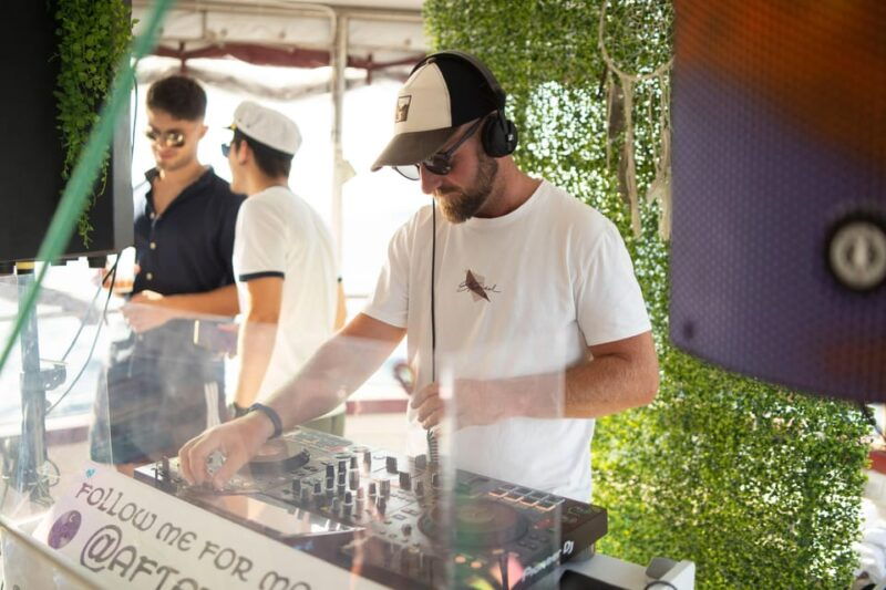 split-floating-festival-boat-party-with-electronic-music