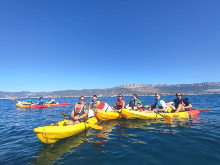 split-guided-sea-kayaking-tour-with-snorkeling