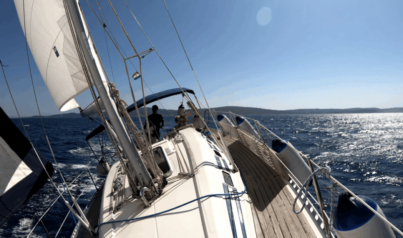 split-half-day-sailing-tour-with-swim-stop-snacks-and-wine