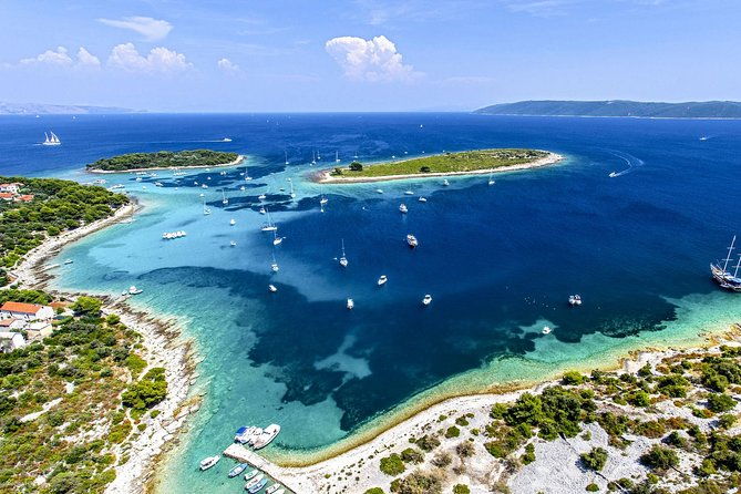 split-half-day-tour-to-blue-lagoon-shipwreck-trogir-island