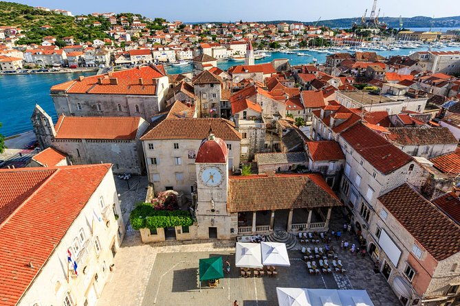 split-half-day-tour-to-blue-lagoon-shipwreck-trogir-island