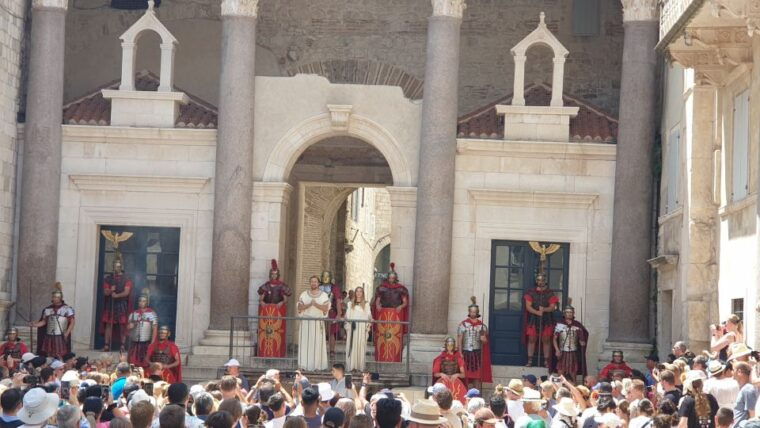 split-history-and-heritage-walking-tour