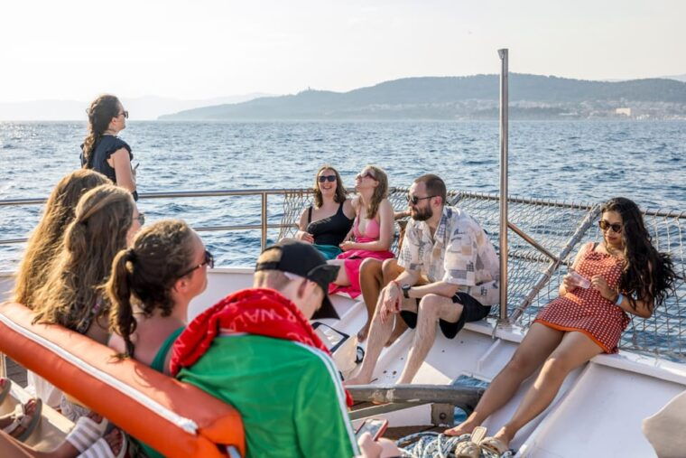 split-hvar-brac-and-pakleni-cruise-with-lunch-and-drinks-2