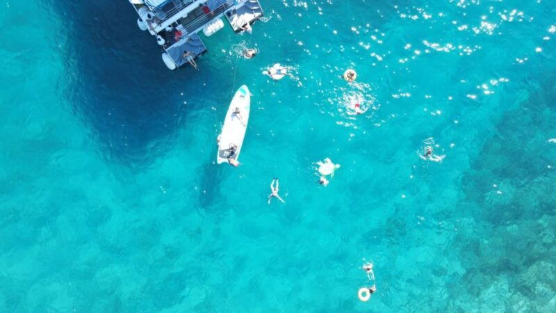 split-hvar-brac-and-pakleni-cruise-with-lunch-and-drinks-3