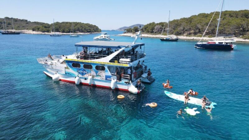 split-hvar-brac-and-pakleni-cruise-with-lunch-and-drinks-3