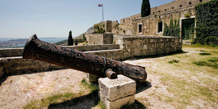 split-klis-fortress-got-and-olive-museum-entry-tickets