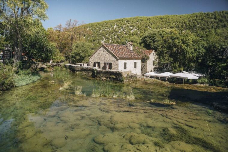 split-krka-waterfalls-tour-boat-cruise-and-swimming